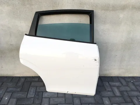 Puerta trasera derecha seat leon II 1P - 50 € - Puertatrasdchleon1p, 30 kg - Lleida