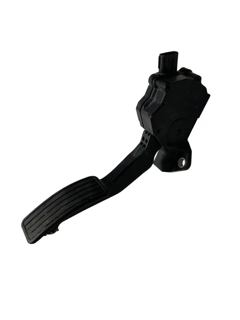 Pedal acelerador Subaru Legacy 03-09 - 40 € - 36010AG140, 2 kg - Lleida