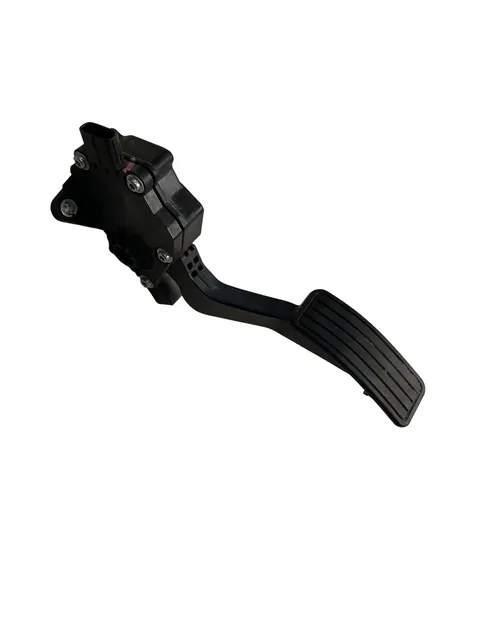 Pedal acelerador Subaru Legacy 03-09 - 40 € - 36010AG140, 2 kg - Lleida