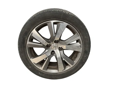 Llanta Peugeot 2008 2013-2020 - 110 € - 9678398277, 25 kg - Lleida