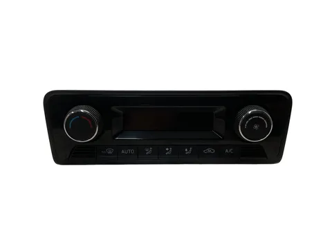 Mando climatizador Skoda Fabia III 14-21 - 60 € - 6V0907044C, 1 kg - Lleida
