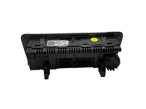 Mando climatizador Skoda Fabia III 14-21 - 60 € - 6V0907044C, 1 kg - Lleida