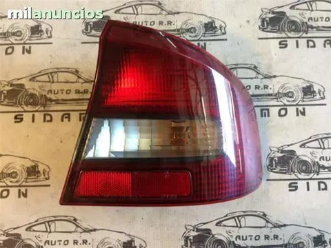 Piloto trasero derecho subaru legacy - 39 € - Lleida