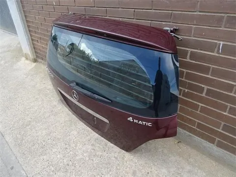 Porton trasero mercedes clase r w251 - 80 € - 2517400805, 40 kg - Lleida