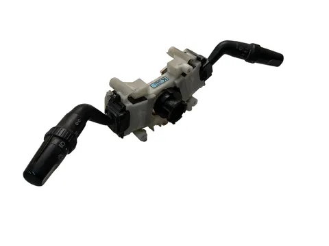 Mando multifuncion Ford Ranger 05-12 - 55 € - KUR8155207, 3 kg - Lleida