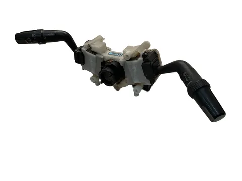 Mando multifuncion Ford Ranger 05-12 - 55 € - KUR8155207, 3 kg - Lleida